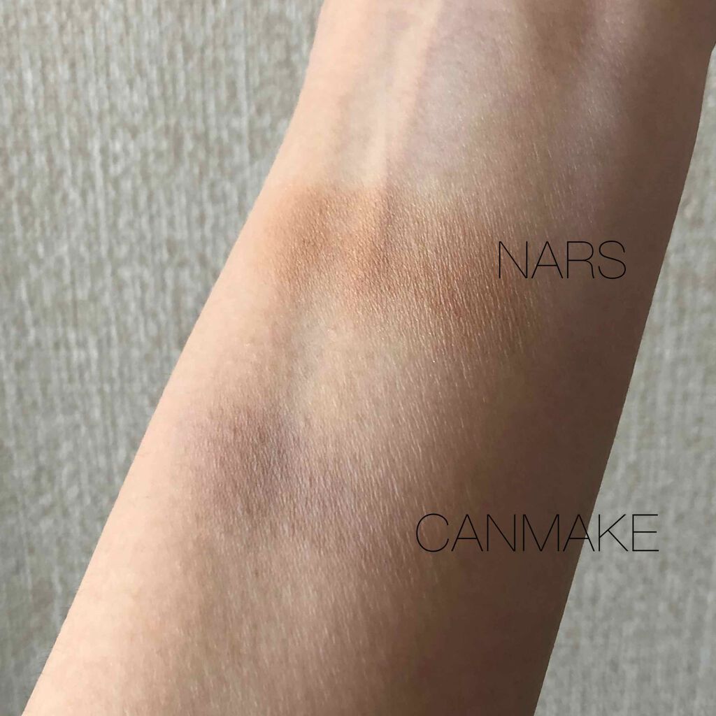 ブロンズパウダー/NARS/プレストパウダーを使ったクチコミ(4枚目)