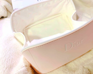 スノー ブライトニング エッセンスローション/Dior/化粧水を使ったクチコミ（4枚目）