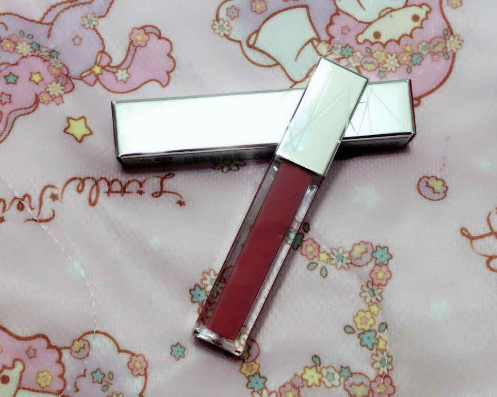 フルビニール リップラッカー/NARS/リップグロスを使ったクチコミ(3枚目)