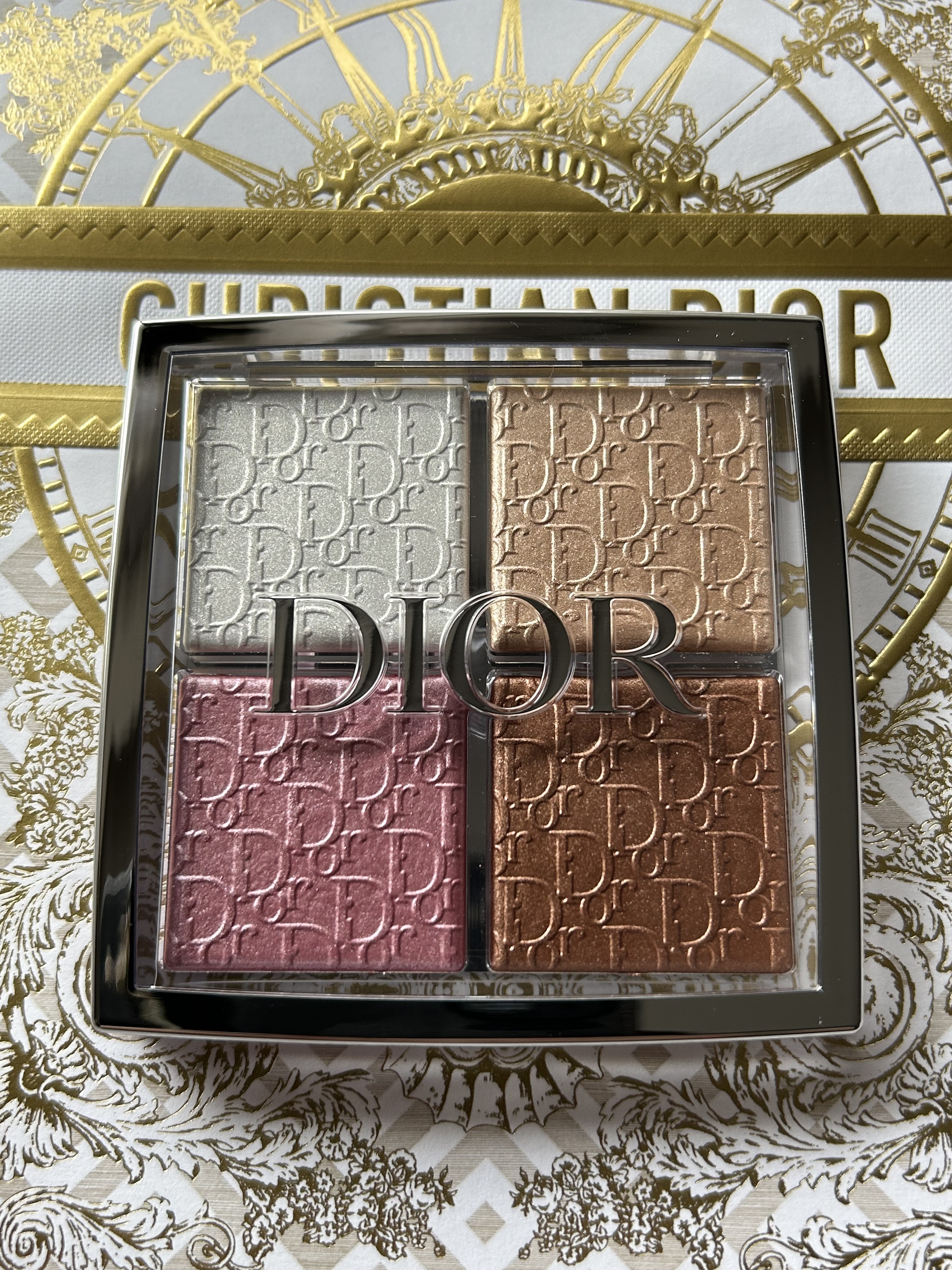 ディオール バックステージ フェイス グロウ パレット/Dior/ハイライトを使ったクチコミ（2枚目）