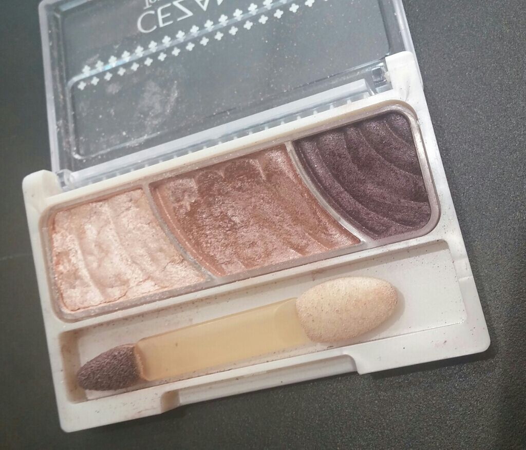 トーンアップアイシャドウ/CEZANNE/アイシャドウパレットを使ったクチコミ（3枚目）