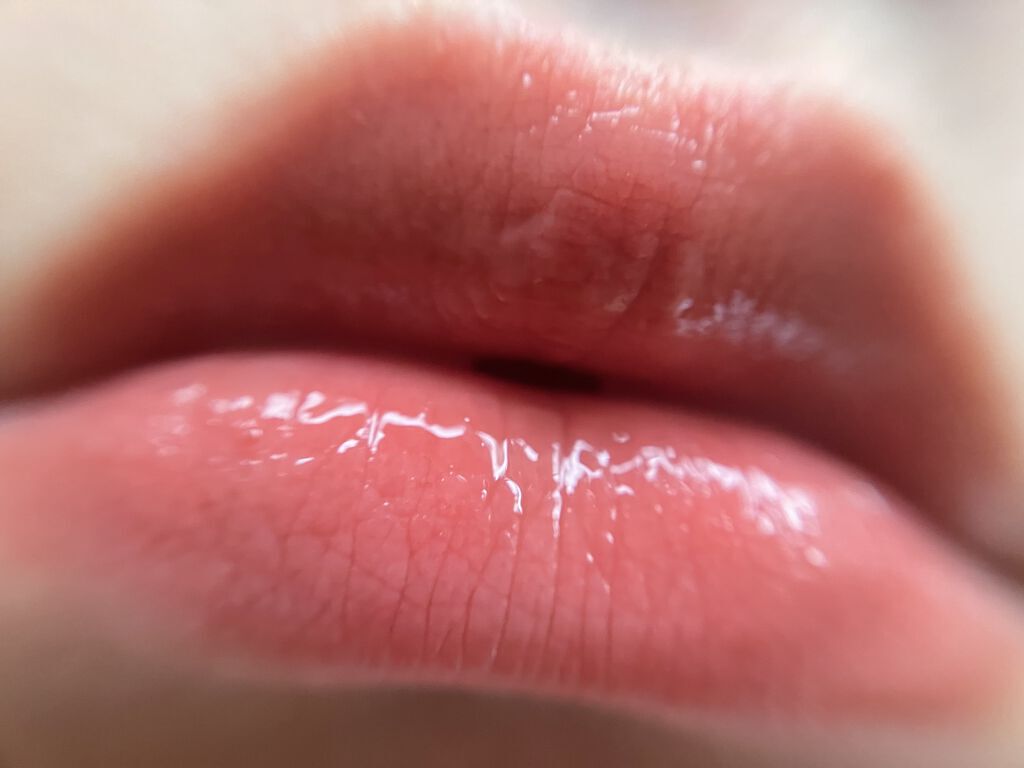 ジューシーラスティングティント/rom&nd/リップティントを使ったクチコミ（3枚目）