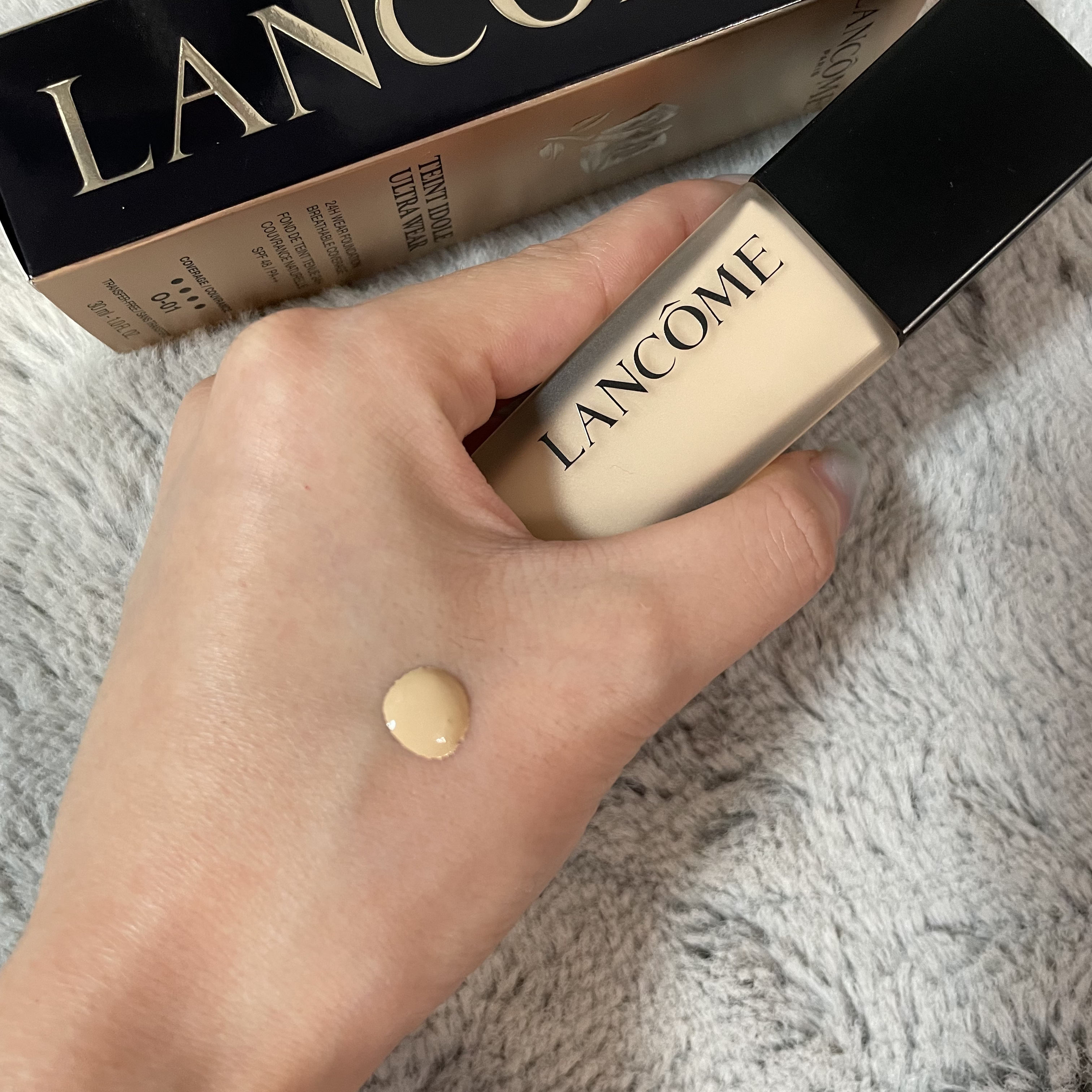 タンイドル ウルトラ ウェア リキッド N O-01/LANCOME/リキッドファンデーションを使ったクチコミ（3枚目）