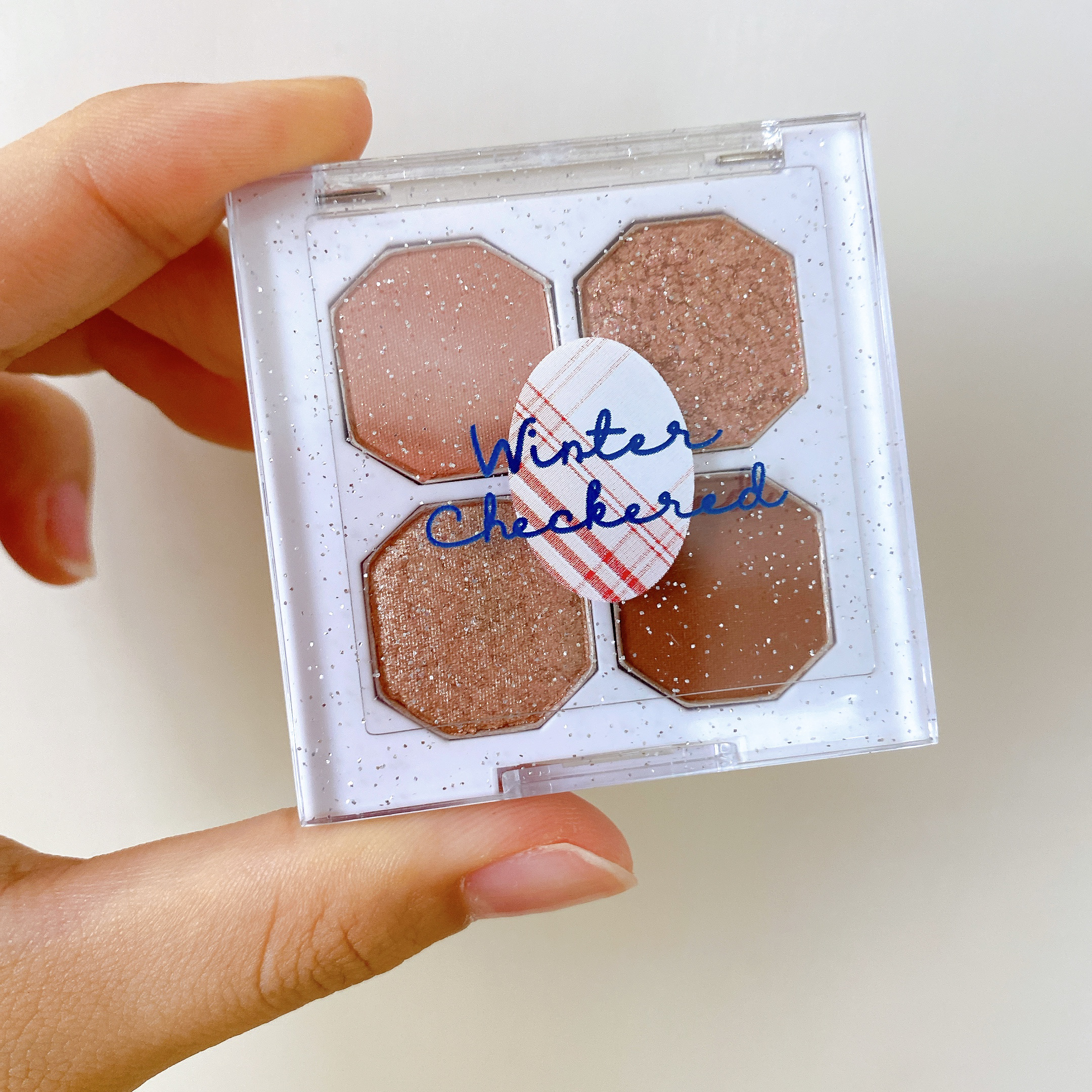  プレイカラーアイズミニ ウィンターチェック /ETUDE/アイシャドウパレットを使ったクチコミ（2枚目）