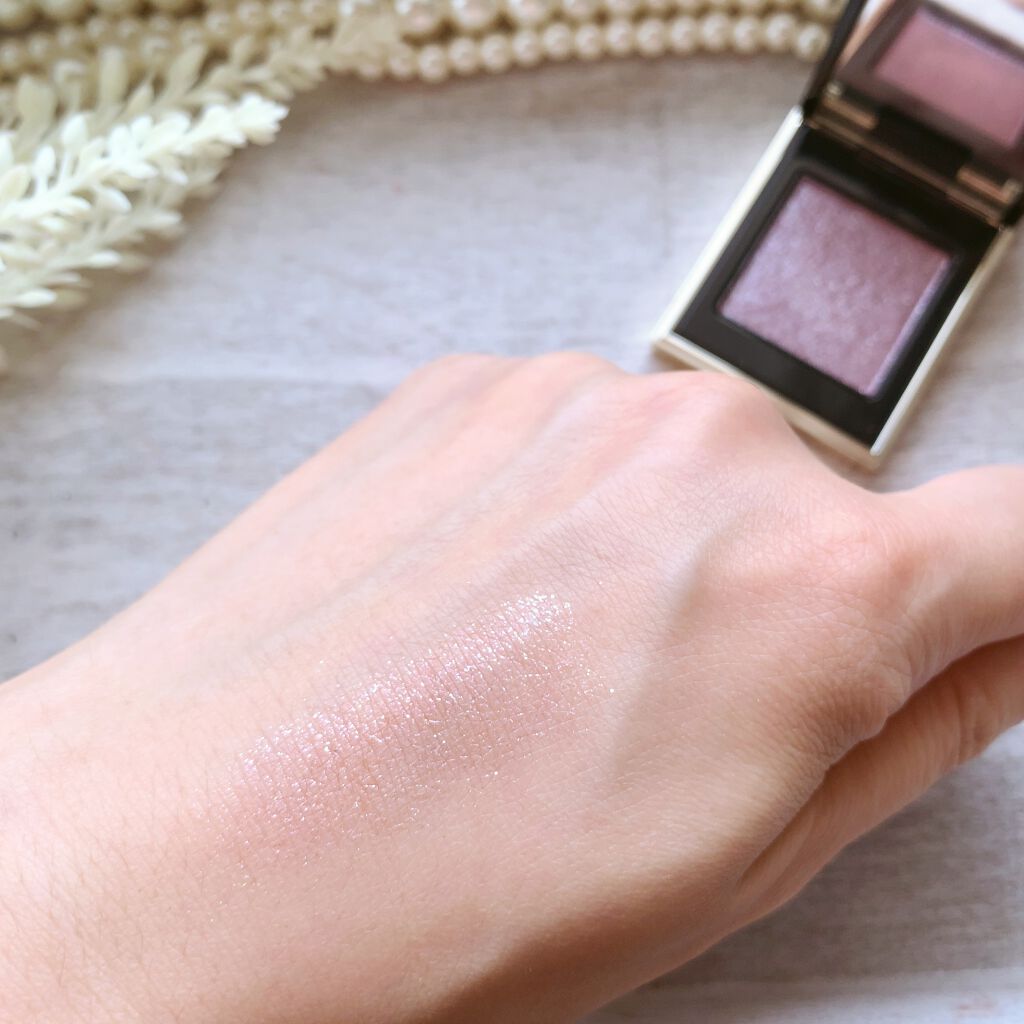 アイカラー/レ・メルヴェイユーズ ラデュレ/単色アイシャドウを使ったクチコミ(3枚目)