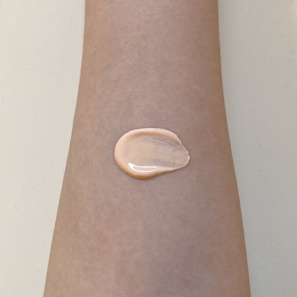 ボーン ディス ウェイ グロウ モイスチュアライジング メイクアップ プライマー/Too Faced/化粧下地を使ったクチコミ（2枚目）