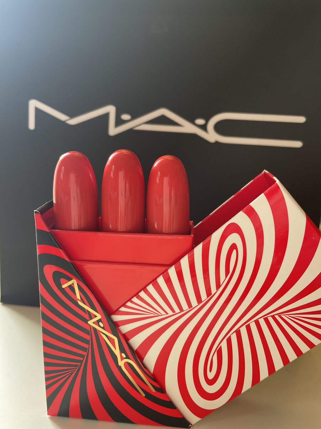 リップスティック/M・A・C/口紅を使ったクチコミ（2枚目）