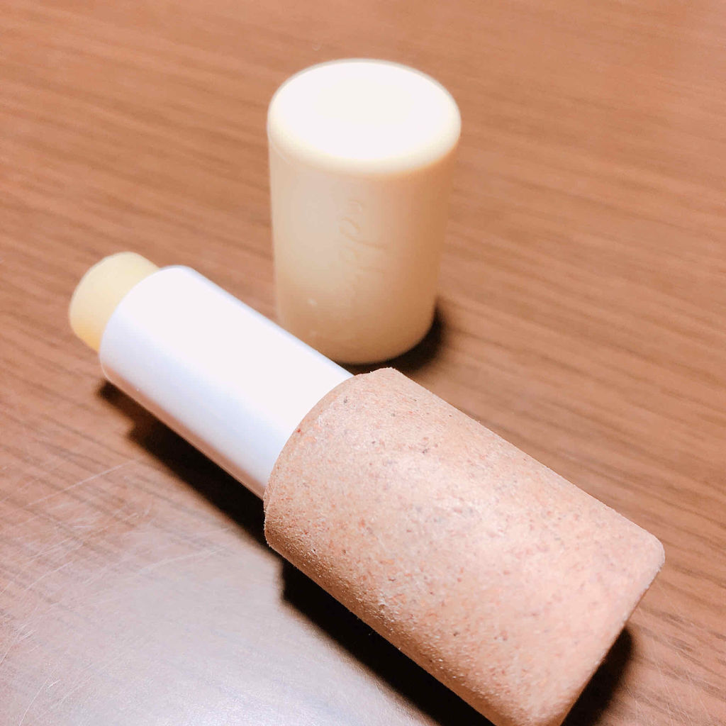 オーガニック リップバーム バニラの香り/クナイプ/リップケアを使ったクチコミ（3枚目）