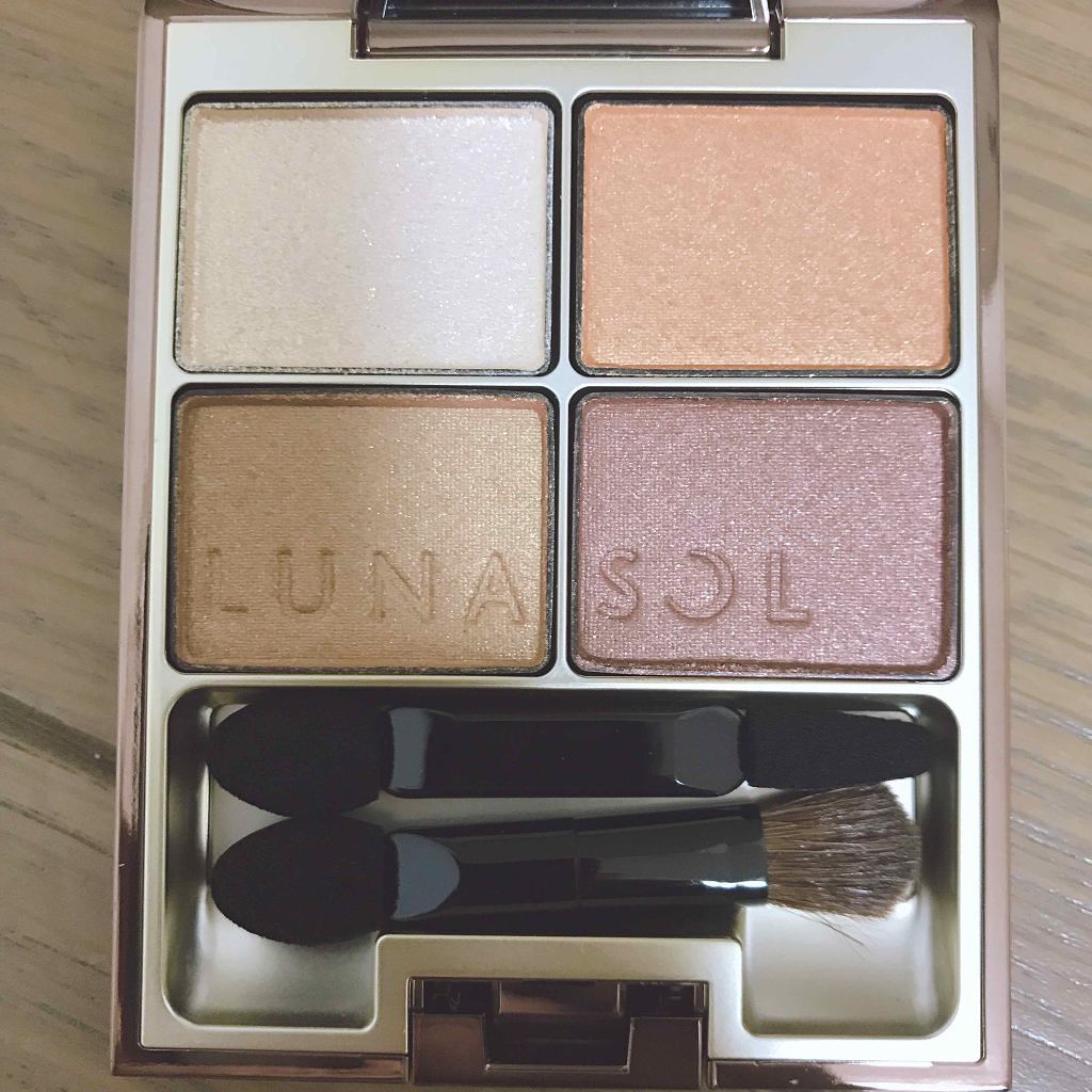 スキンモデリングアイズ/LUNASOL/アイシャドウパレットを使ったクチコミ(1枚目)