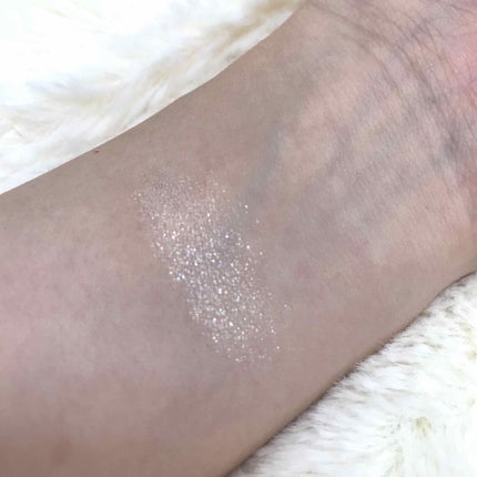 グリッタープリズム シャドウ/MISSHA/グリッターを使ったクチコミ(2枚目)
