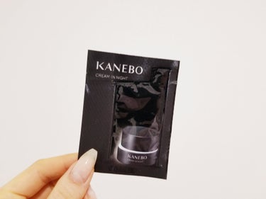 KANEBO カネボウ クリーム イン ナイトのクチコミ「〖KANEBO カネボウ クリーム イン ナイト〗

サンプルの使用です。
1回分が0.5gみ.....」（2枚目）