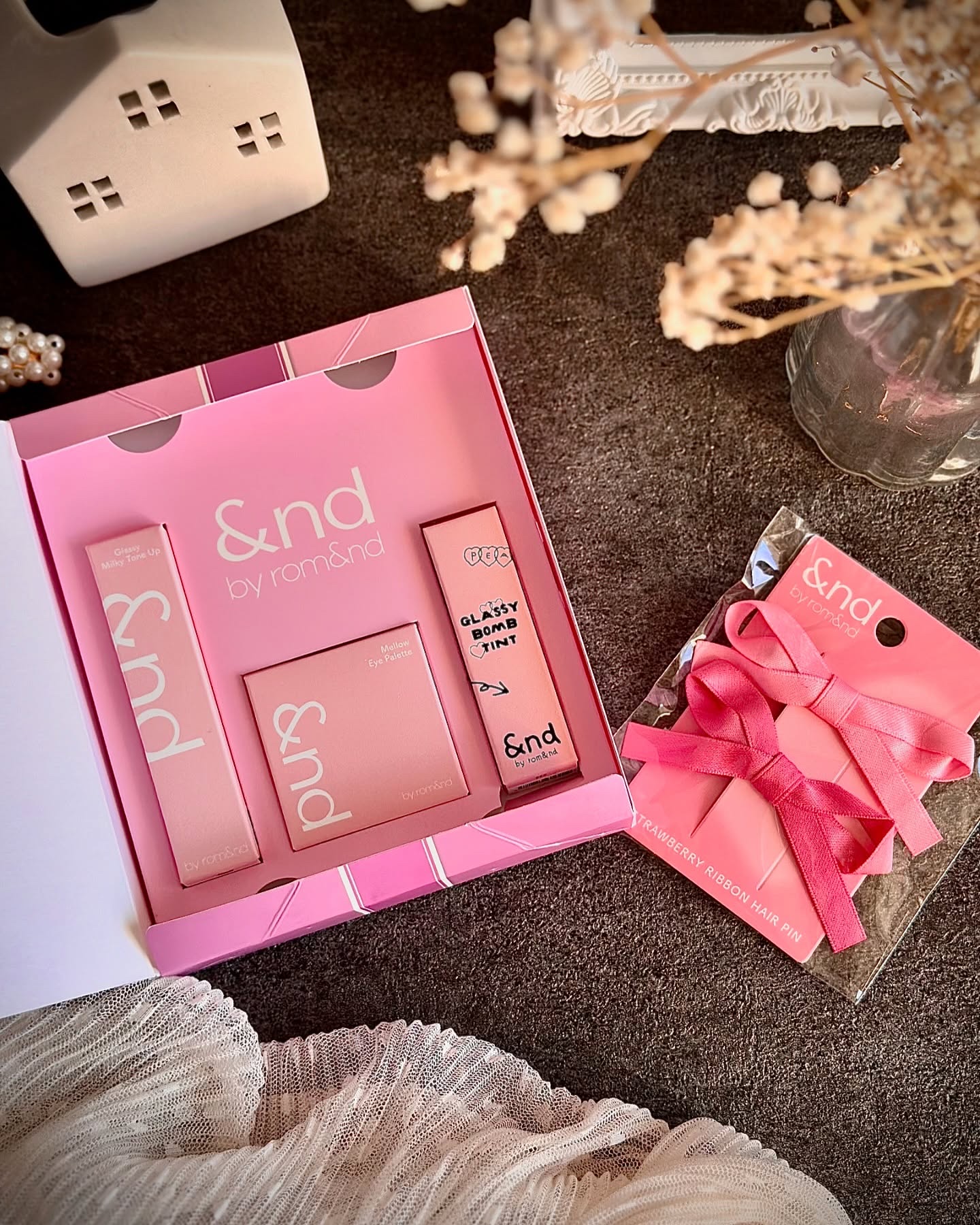 アンドバイロムアンド　グラッシーボムティント/&nd by rom&nd/リップティントを使ったクチコミ（3枚目）