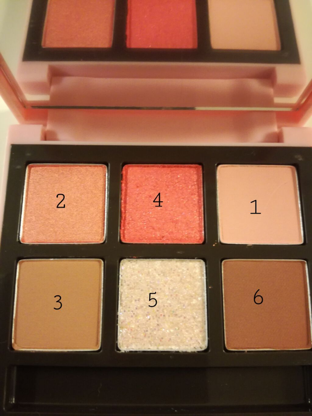 ハート プレイカラーアイズ/ETUDE/アイシャドウパレットを使ったクチコミ（3枚目）