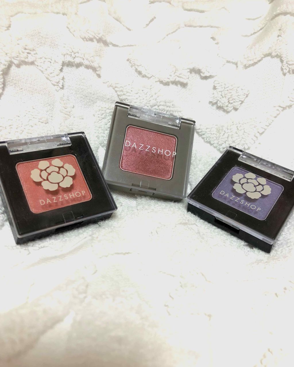 アリュールド シングル アイシャドウ/DAZZSHOP/単色アイシャドウを使ったクチコミ(1枚目)