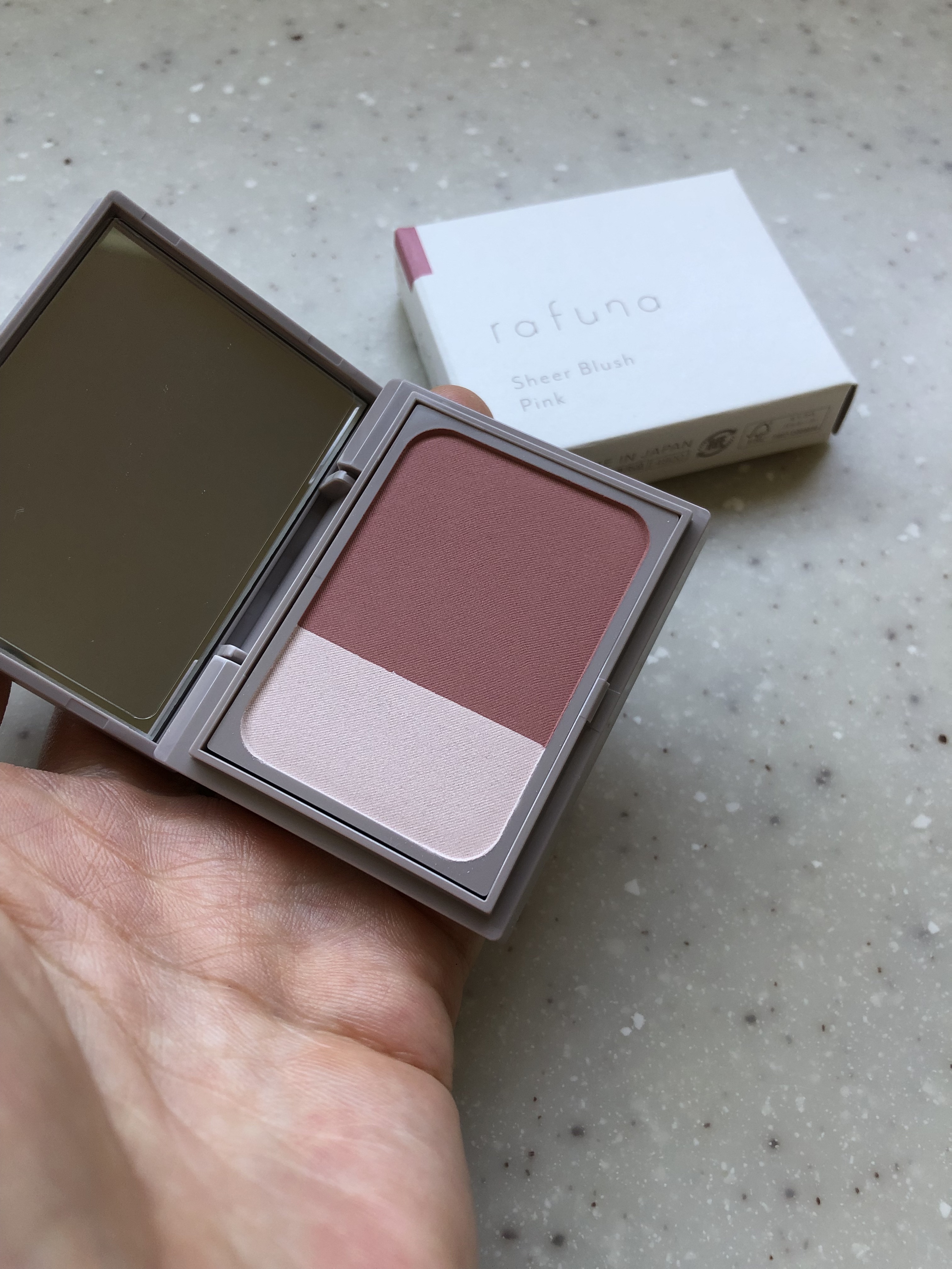 シアーブラッシュ /rafuna/パウダーチークを使ったクチコミ（2枚目）