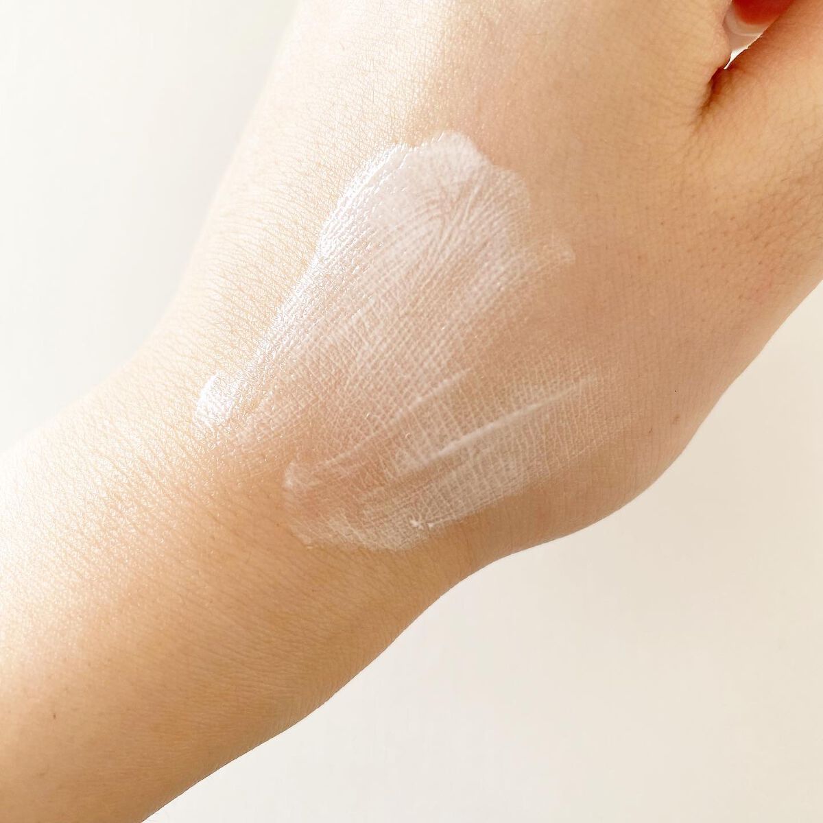 ブライト フォーカス リアル アイクリーム フォーフェイス/AHC/アイケア・アイクリームを使ったクチコミ(4枚目)