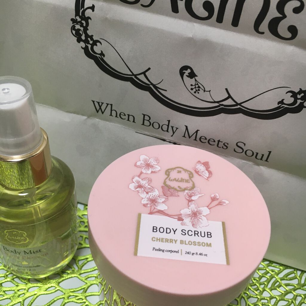 ボディスクラブ チェリーブロッサム 日本限定 桜モチーフデザイン(240g)/Laline/ボディスクラブを使ったクチコミ（2枚目）