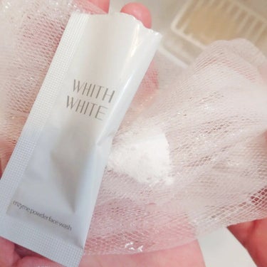 WHITH WHITE 酵素洗顔パウダーのクチコミ「【WHITH WHITE 酵素洗顔パウダー】
のご紹介です。

『商品説明』

《W酵素》

.....」（3枚目）