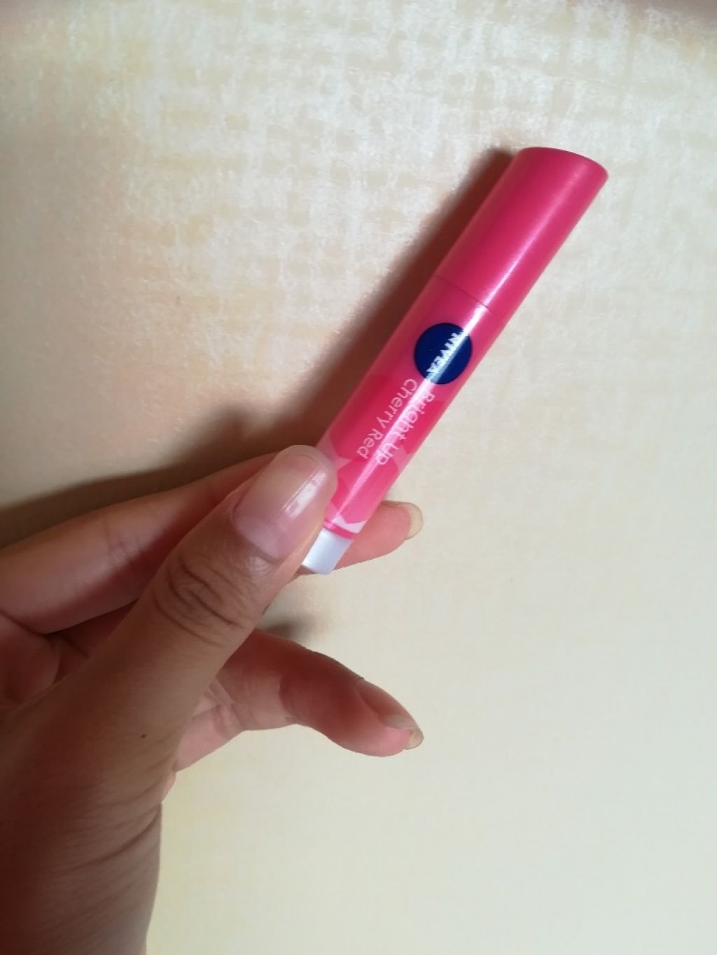 モイストピュアカラーリップ/ニベア/リップクリームを使ったクチコミ（2枚目）