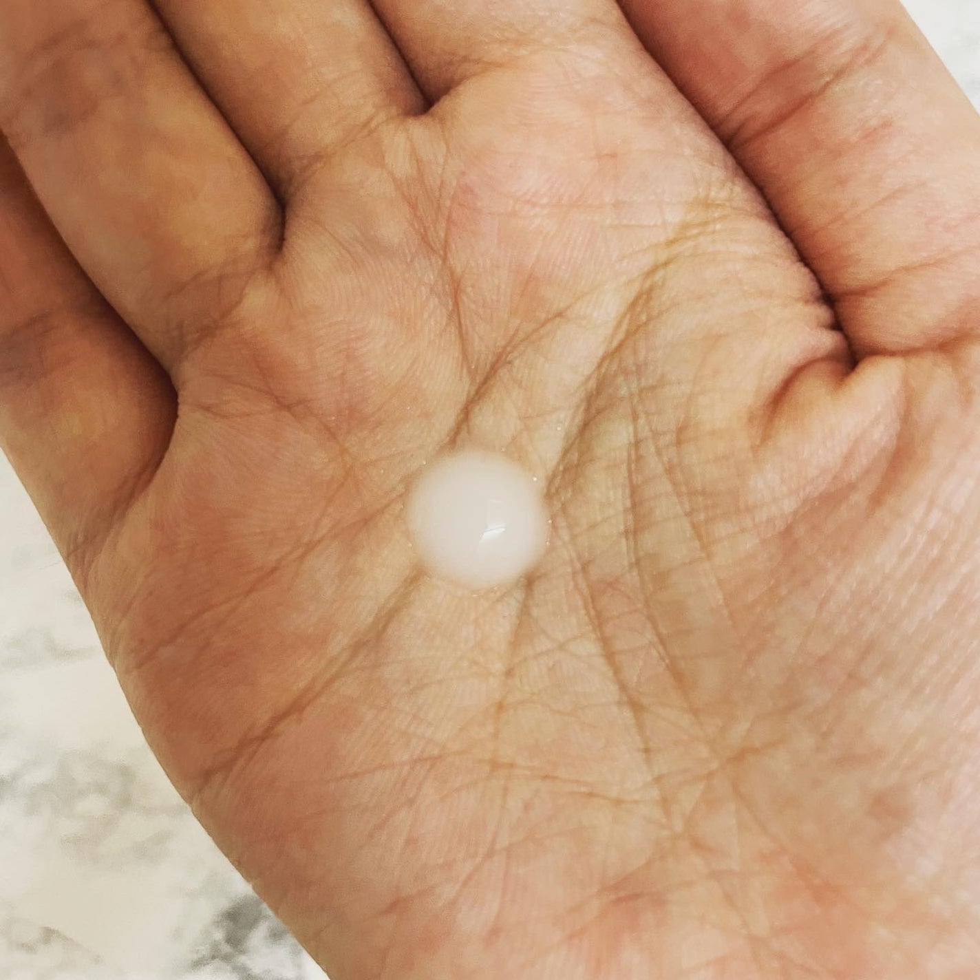 ミラクルズ うるおいブーストミルクウォーターセラム/パンテーン/アウトバストリートメントを使ったクチコミ(2枚目)