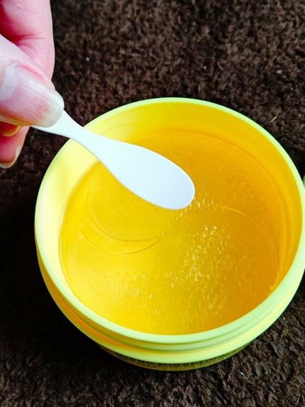 グリーンタンジェリン ビタC アイジェルパッチ/goodal/アイケア・アイクリームを使ったクチコミ(2枚目)