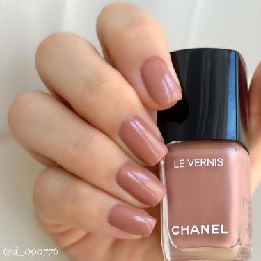 ヴェルニ ロング トゥニュ 941 スポンタネ＜数量限定色＞/CHANEL/マニキュアを使ったクチコミ（1枚目）