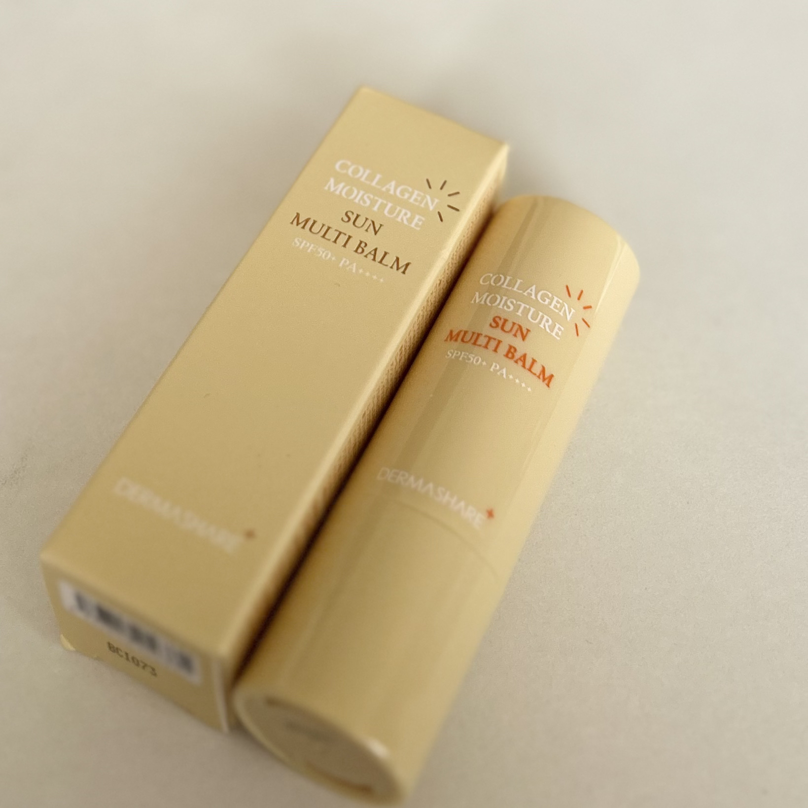 コラーゲンモイスチャーSUNマルチバーム/DERMASHARE/日焼け止めスティックを使ったクチコミ（1枚目）