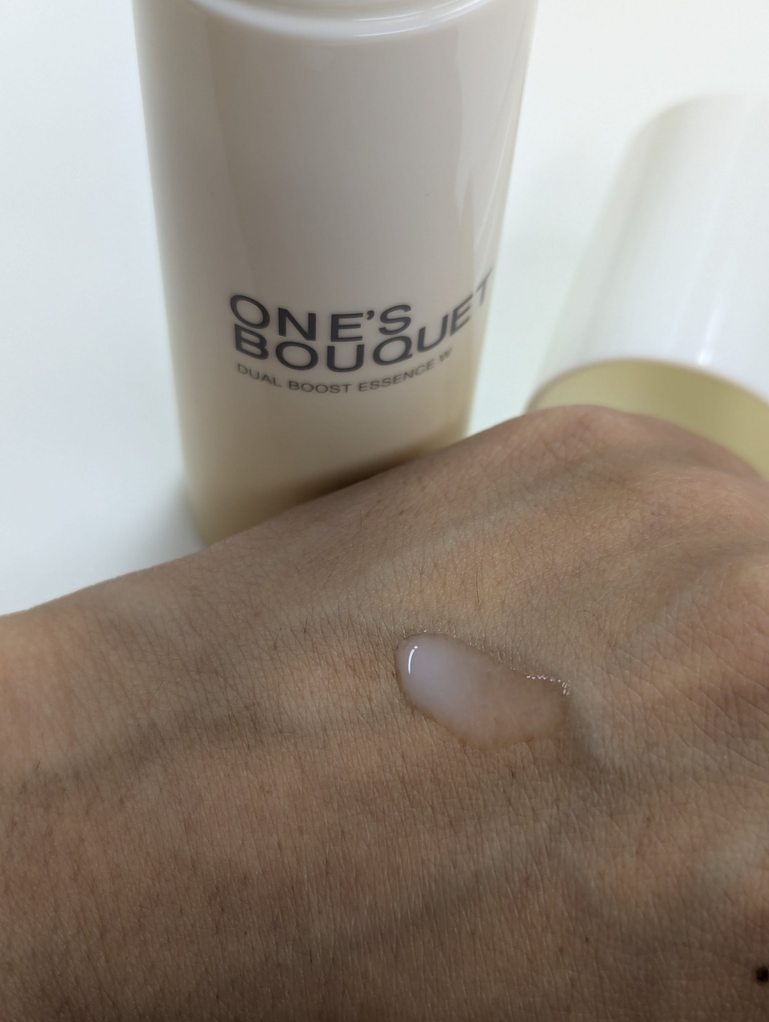 ONE’S BOUQUET（ワンズブーケ デュアルブーストエッセンス W）/M＆Hラボ/美容液を使ったクチコミ（3枚目）