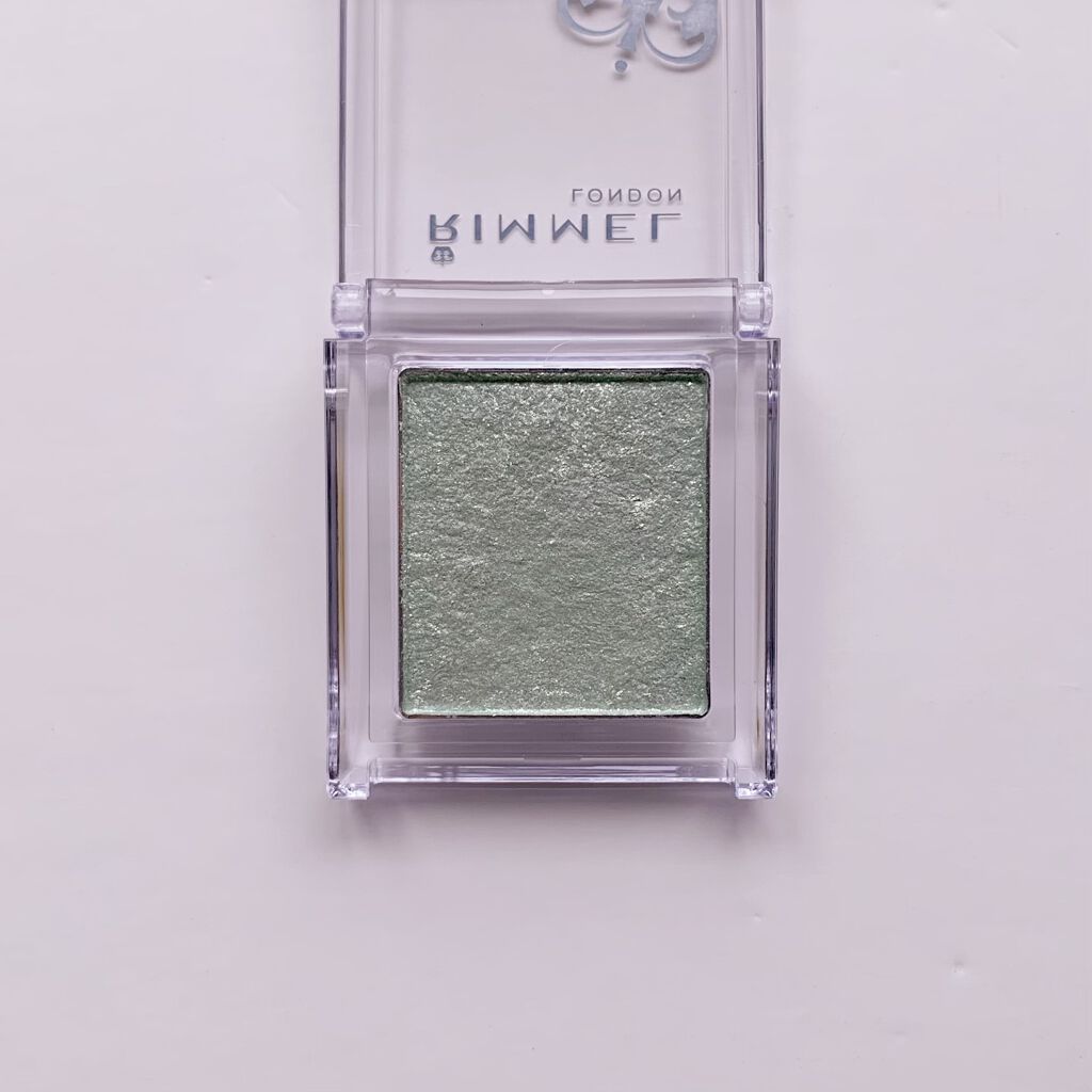 プリズム パウダーアイカラー/リンメル ロンドン/単色アイシャドウを使ったクチコミ（3枚目）