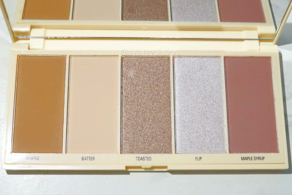 Waffle Chocolate Palette/MAKEUP REVOLUTION/アイシャドウパレットを使ったクチコミ(2枚目)