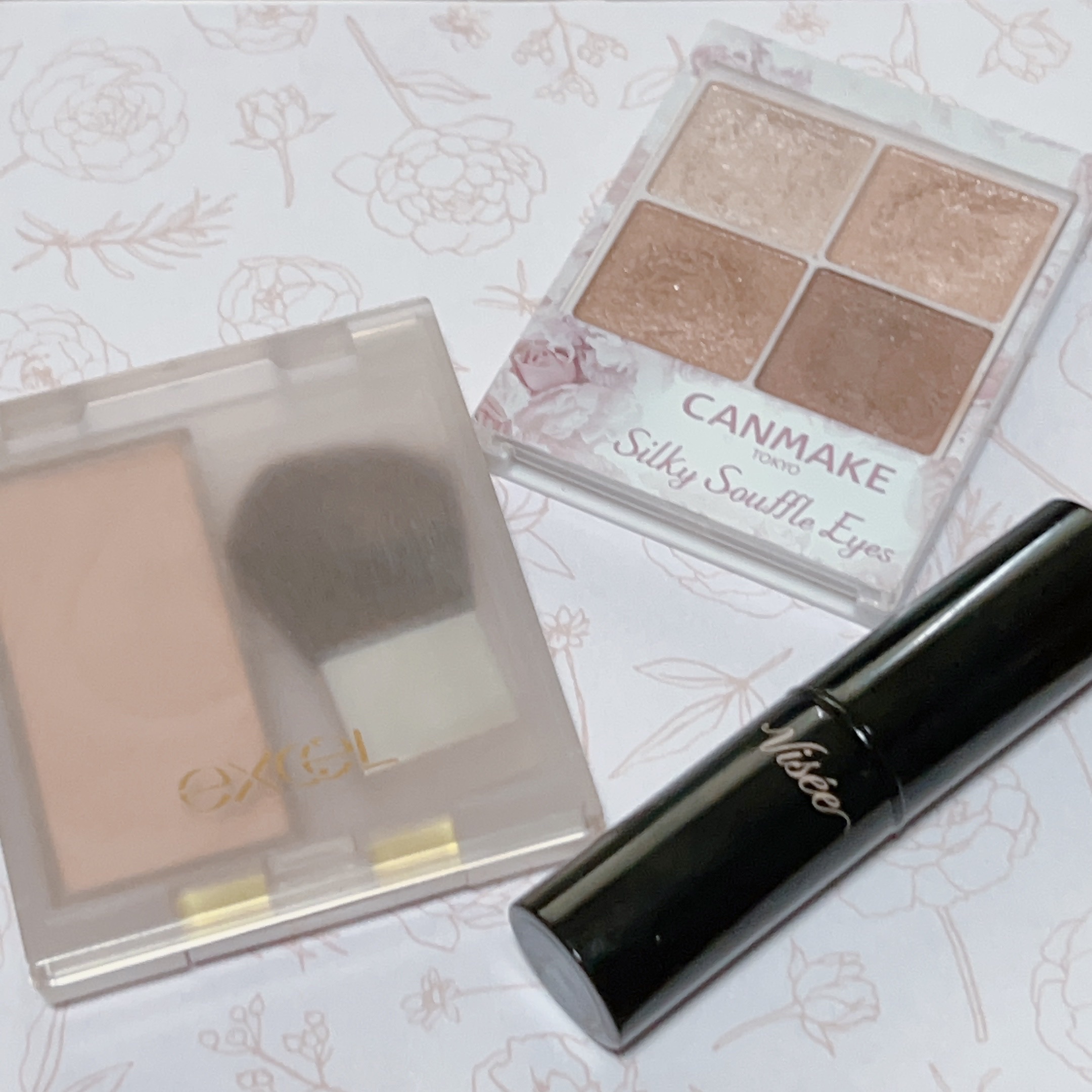 シルキースフレアイズ/キャンメイク/アイシャドウパレットを使ったクチコミ（2枚目）