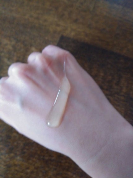 サンタマルシェ ホットジェルクレンジングのクチコミ「とろける温感美容液クレンジングの『サンタマルシェ ホットジェルクレンジング』を使っています。で.....」(2枚目)