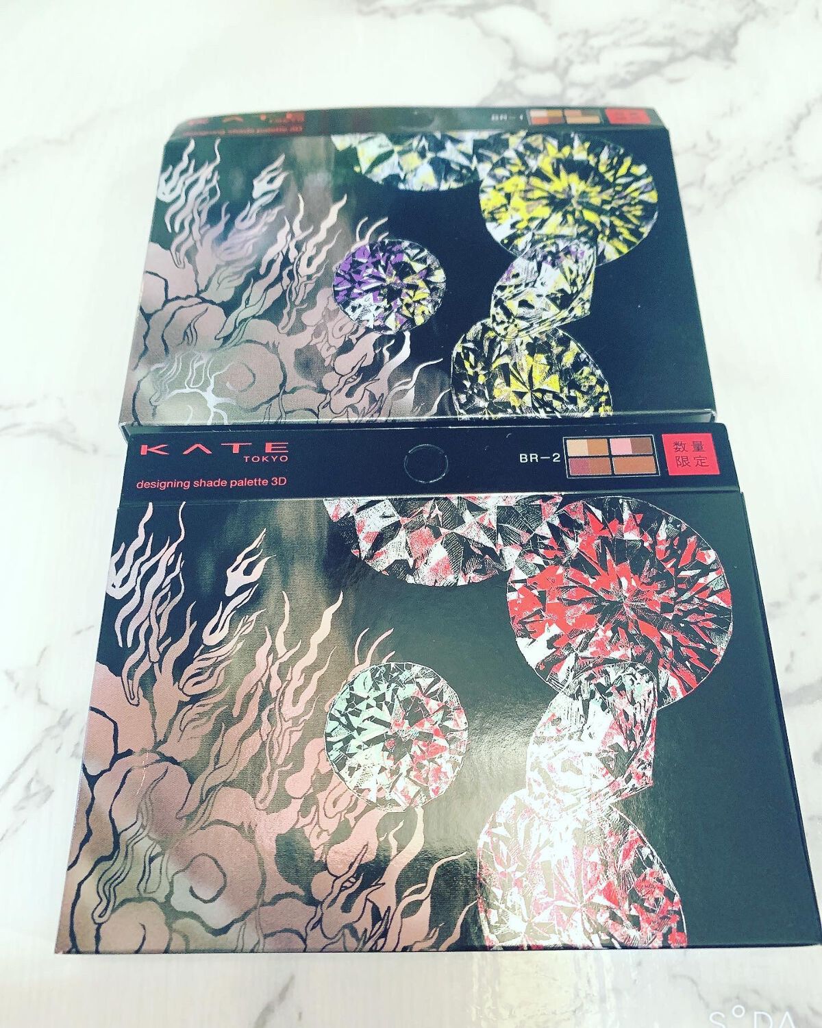 KATE 魂コレクション デザイニングシェードパレット３D/KATE/シェーディングを使ったクチコミ（1枚目）