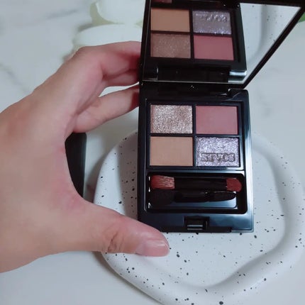 ミネラルクラッシィシャドー/エトヴォス/アイシャドウパレットを使ったクチコミ(4枚目)