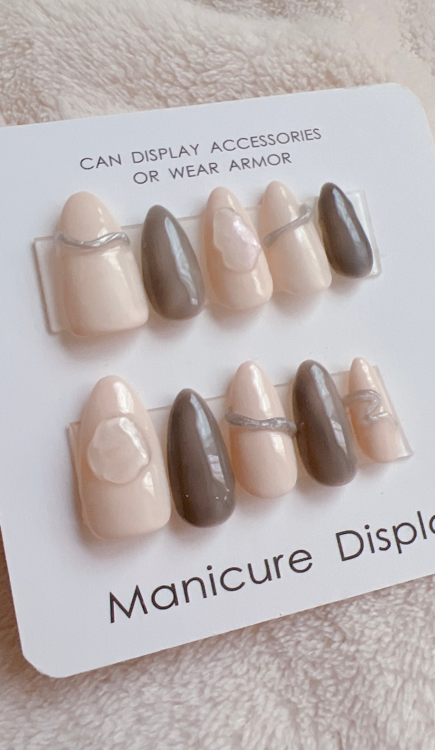 白湯 on LIPS 「最近のネイル達💅✨地元の美容室でネイルを置かせて販売させてもら..」(2枚目)