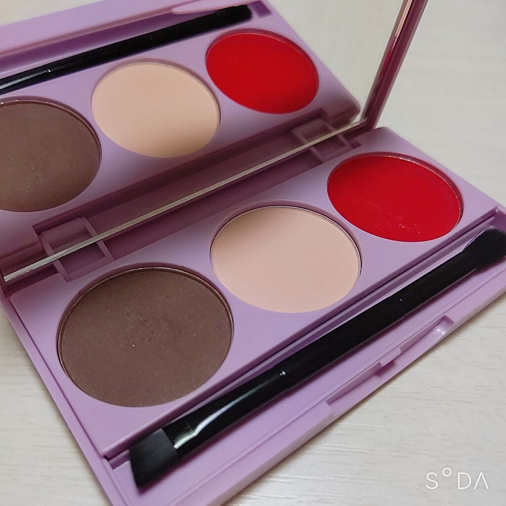 コンパクトマルチフルメイクパレット/CharMe/マルチパレットを使ったクチコミ(2枚目)