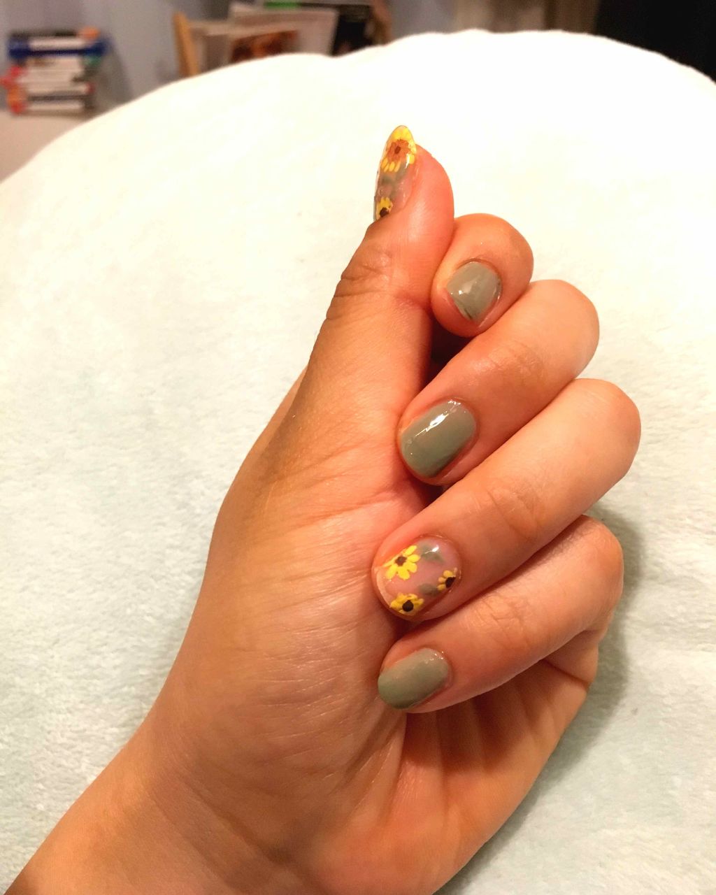 カラフルネイルズ/キャンメイク/マニキュアを使ったクチコミ（3枚目）