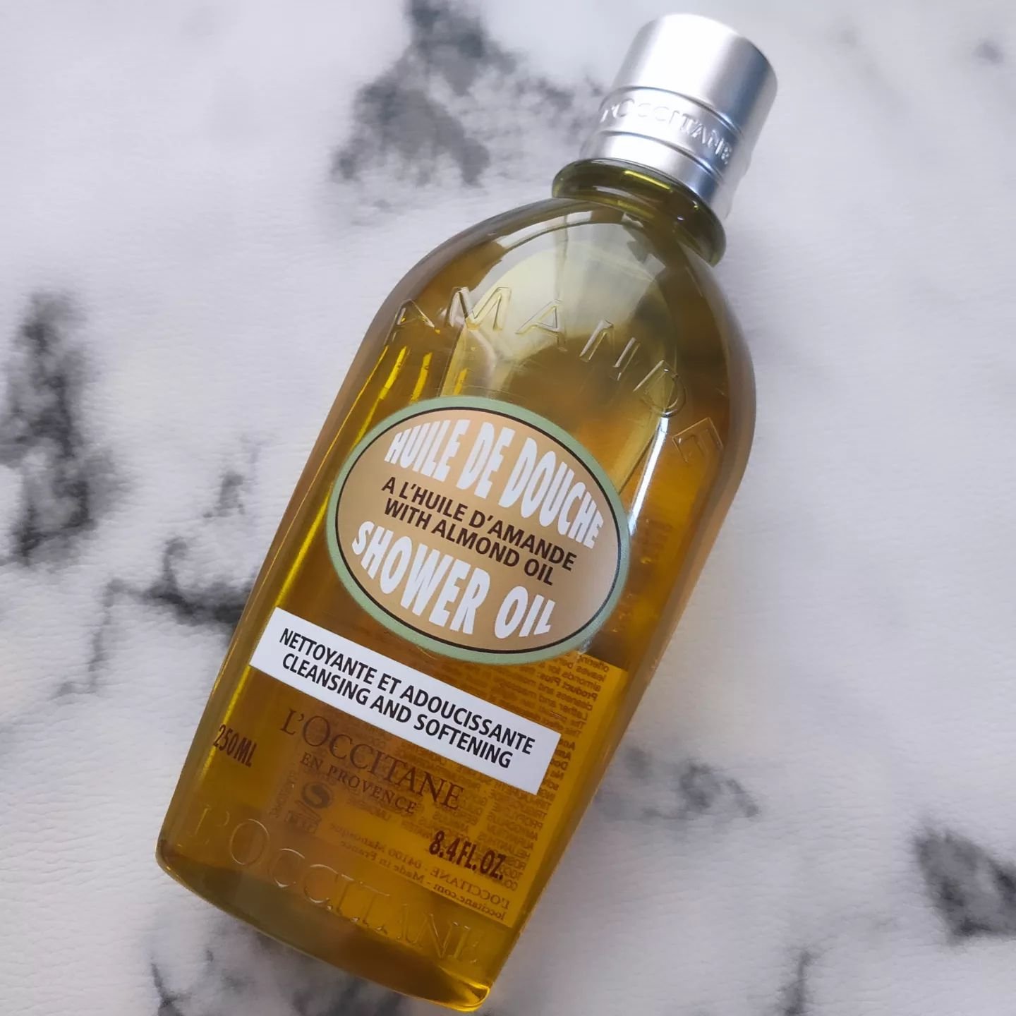 アーモンド モイスチャライジングシャワーオイル/L'OCCITANE/ボディソープを使ったクチコミ（2枚目）