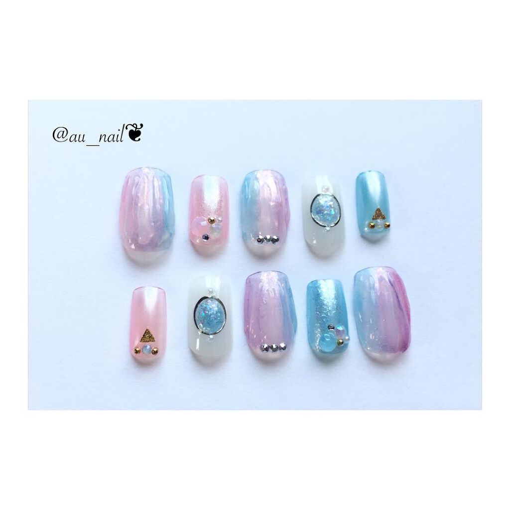 カラフルネイルズ/キャンメイク/マニキュアを使ったクチコミ(1枚目)