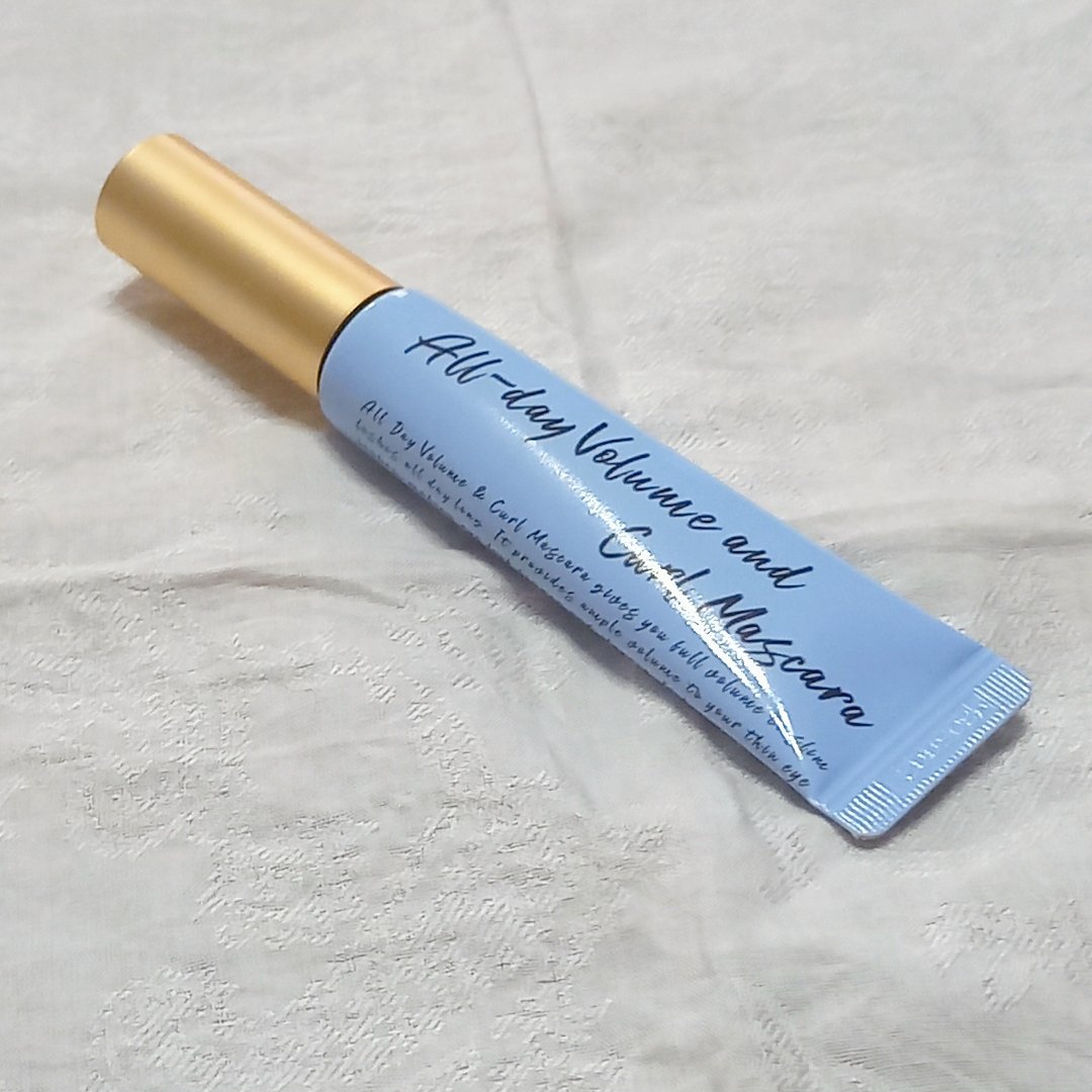 オールデイ ボリュームアンドカールマスカラ ブラック/Milk Touch/マスカラを使ったクチコミ（2枚目）