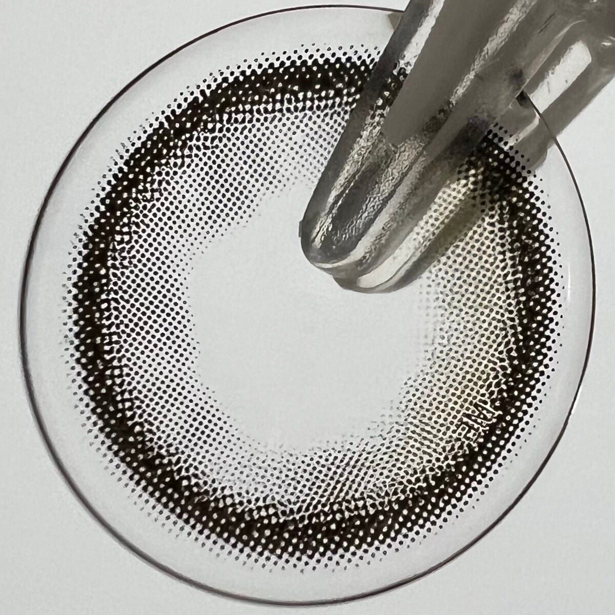 クローリングオリーブブラウン/LENSME/カラーコンタクトレンズを使ったクチコミ(4枚目)