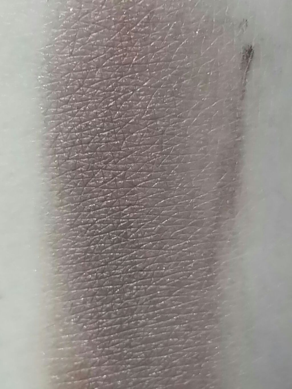 プリズマ シャドウ/NYX Professional Makeup/単色アイシャドウを使ったクチコミ（3枚目）