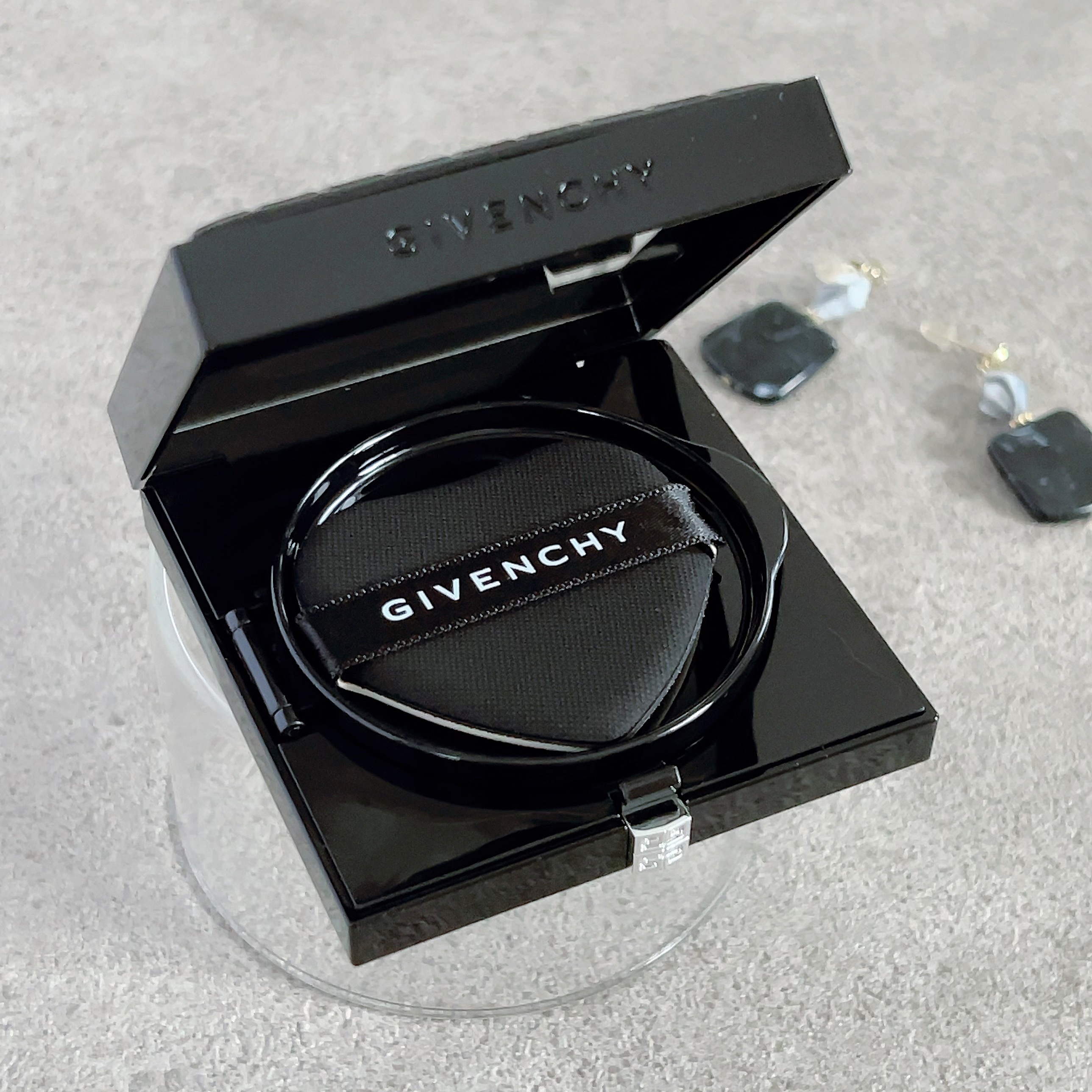 プリズム・リーブル/GIVENCHY/ルースパウダーを使ったクチコミ（2枚目）