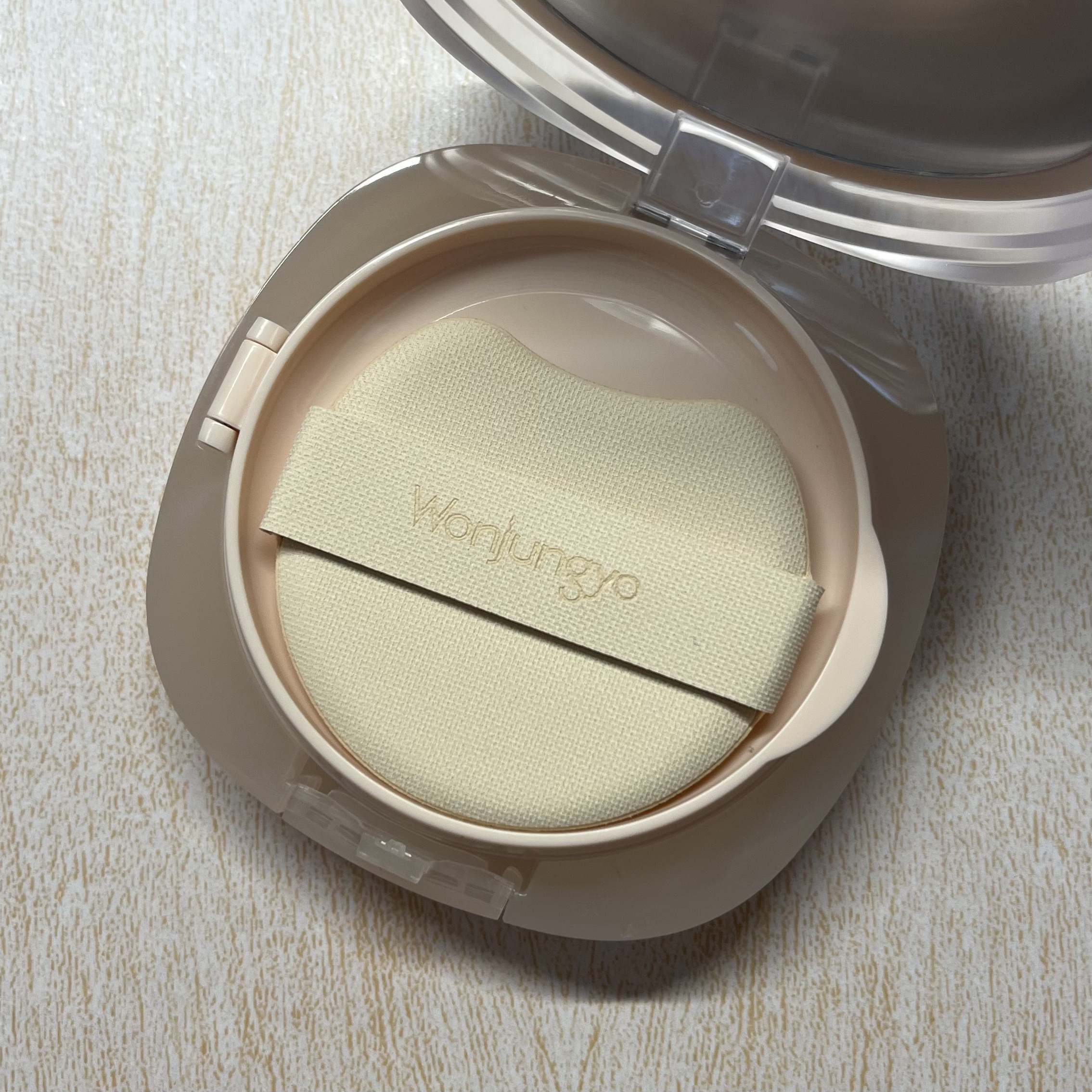 ウォンジョンヨ プロ パーフェクティングクッション カバー 02　21Y　ライトイエロー/Wonjungyo/クッションファンデーションを使ったクチコミ（2枚目）