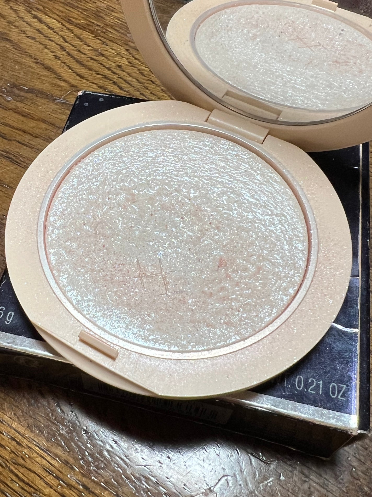 ディオールスキン フォーエヴァー クチュール ルミナイザー/Dior/プレストパウダーを使ったクチコミ(1枚目)