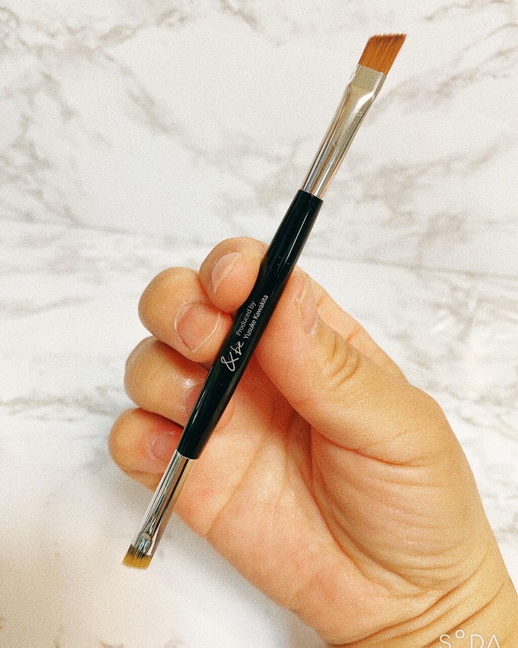 ダブルエンドアイブロウブラシ熊野筆/&be/メイクブラシを使ったクチコミ(3枚目)