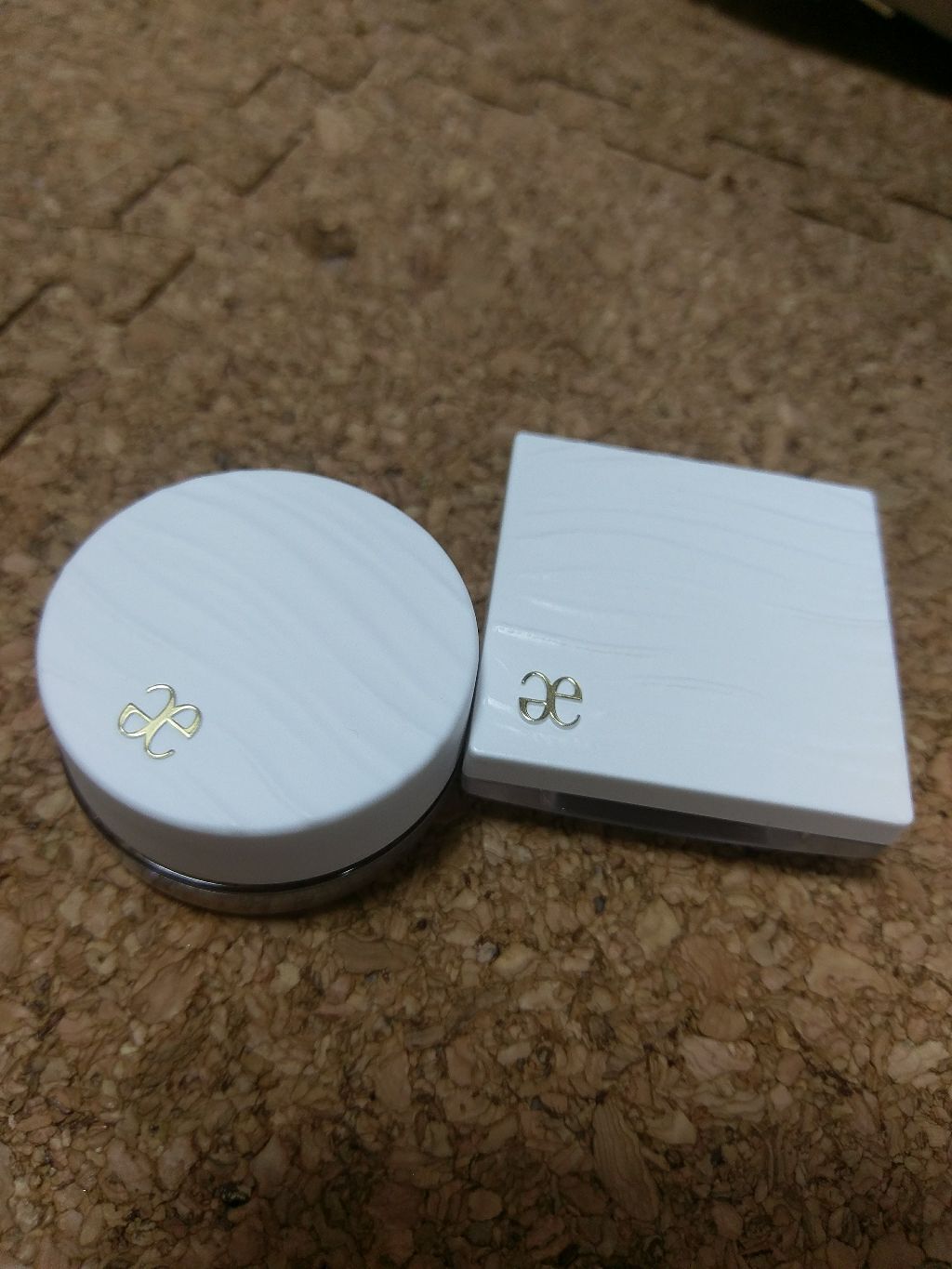 アイカラー フローデュウ/エレガンス クルーズ/ジェル・クリームアイシャドウを使ったクチコミ（3枚目）