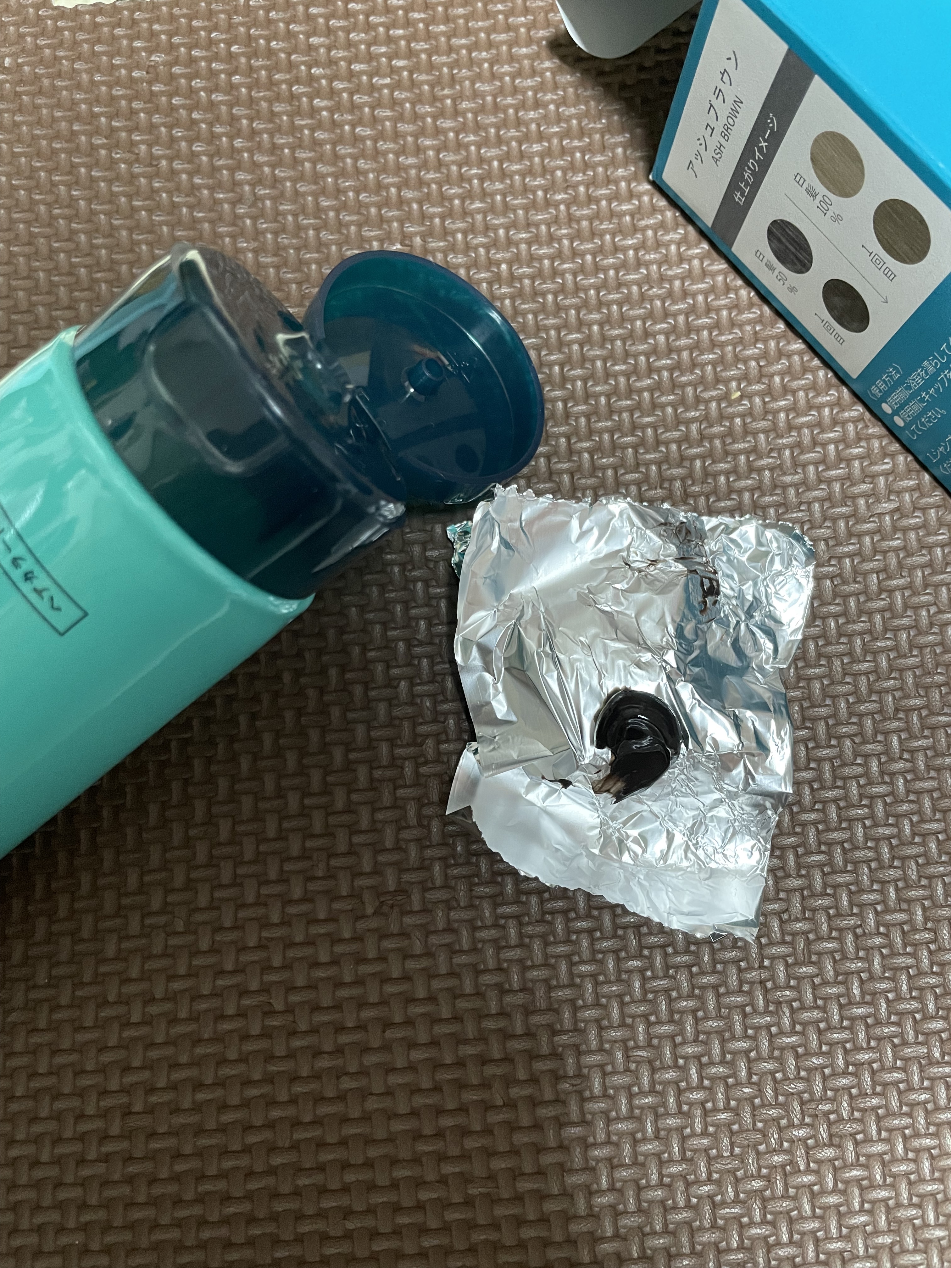 エッセンスカラートリートメント/LPLP(ルプルプ)/ヘアカラーを使ったクチコミ（2枚目）