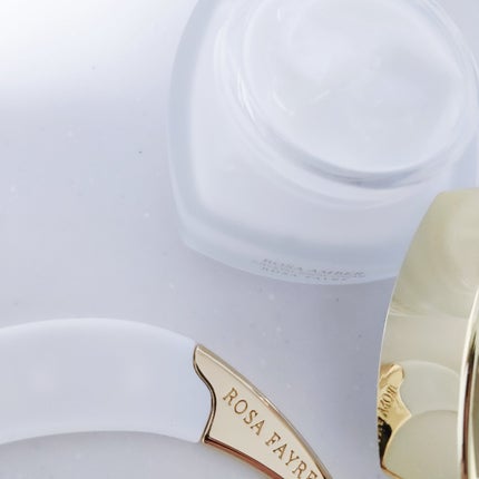 ロサ アンバー クリスタル スノー クリーム/ROSA FAYRE/フェイスクリームを使ったクチコミ(4枚目)