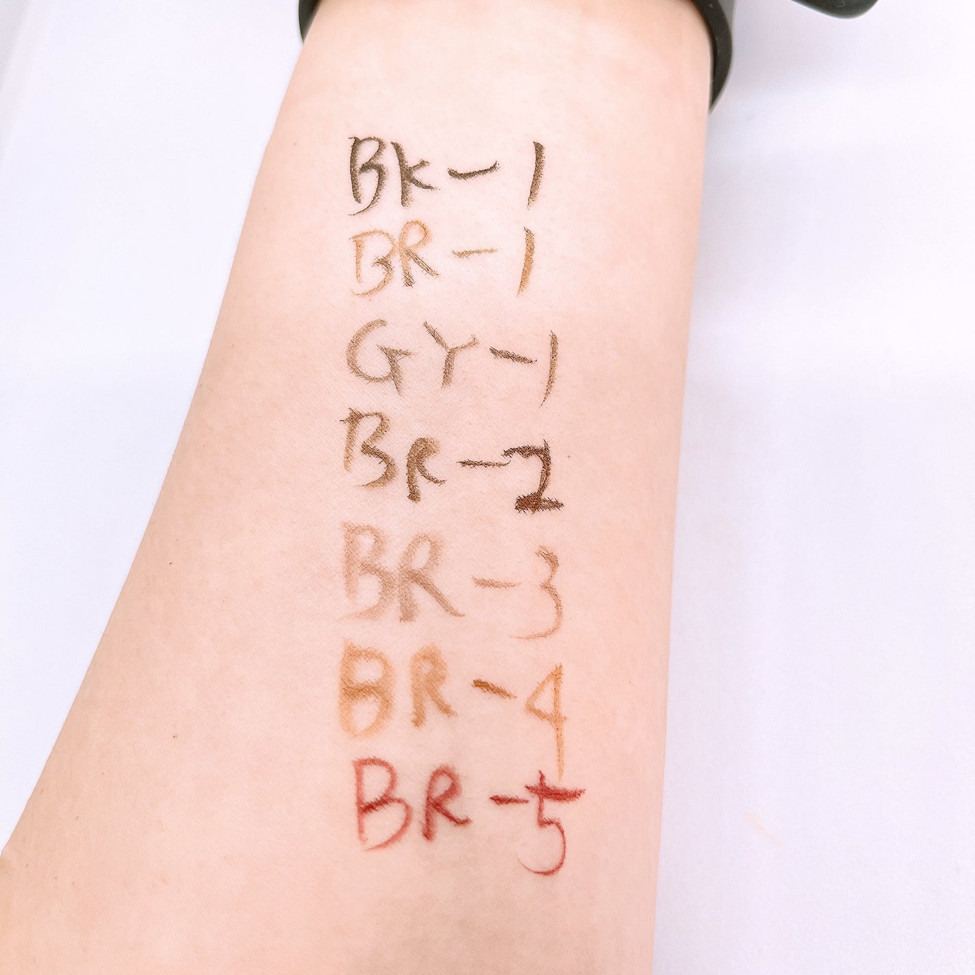 スーパーシャープライナーEX4.0/KATE/リキッドアイライナーを使ったクチコミ(5枚目)